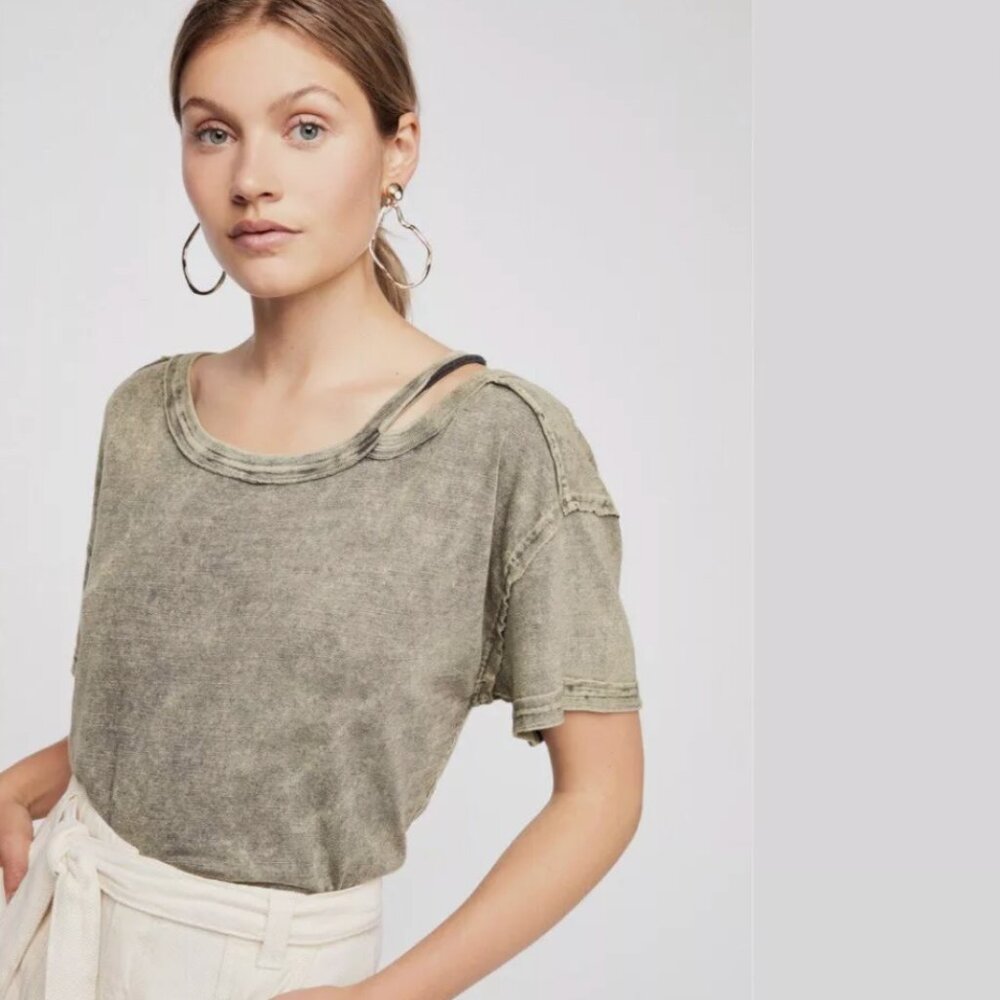 Free People We The Free alex tee // vintage army green // size Small